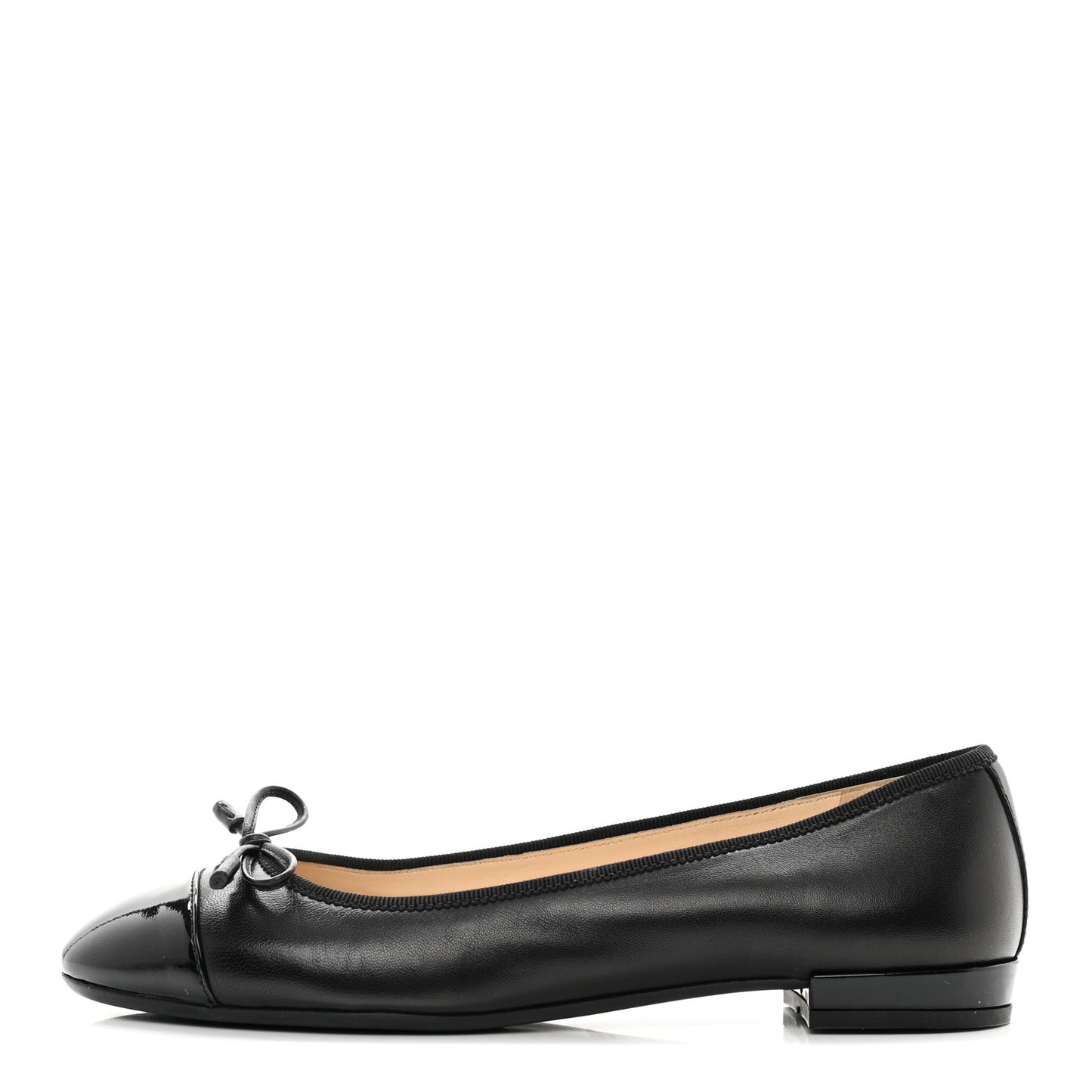 Nappa Vernice Cap Toe Logo Bow Ballerina Flats 35 Black