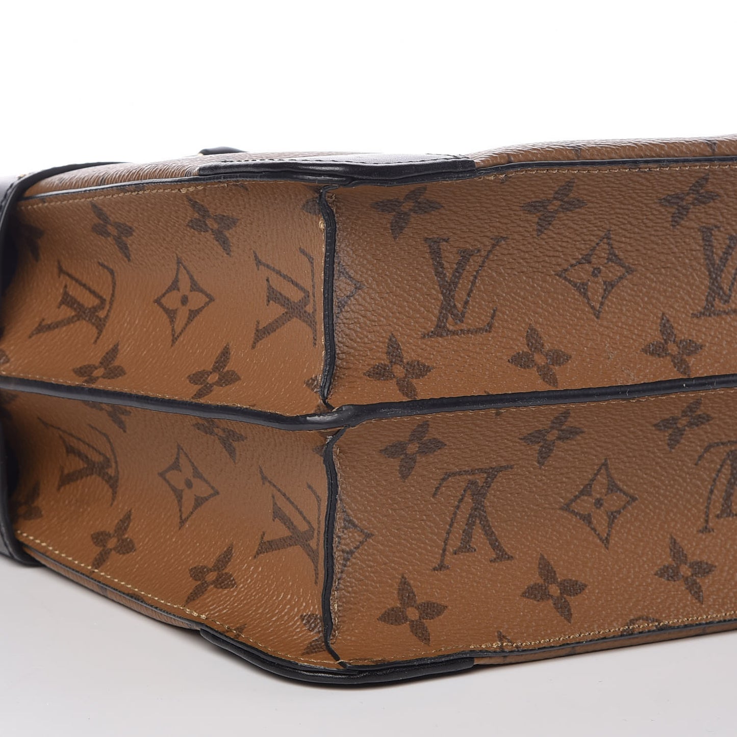 Reverse Monogram City Malle MM
