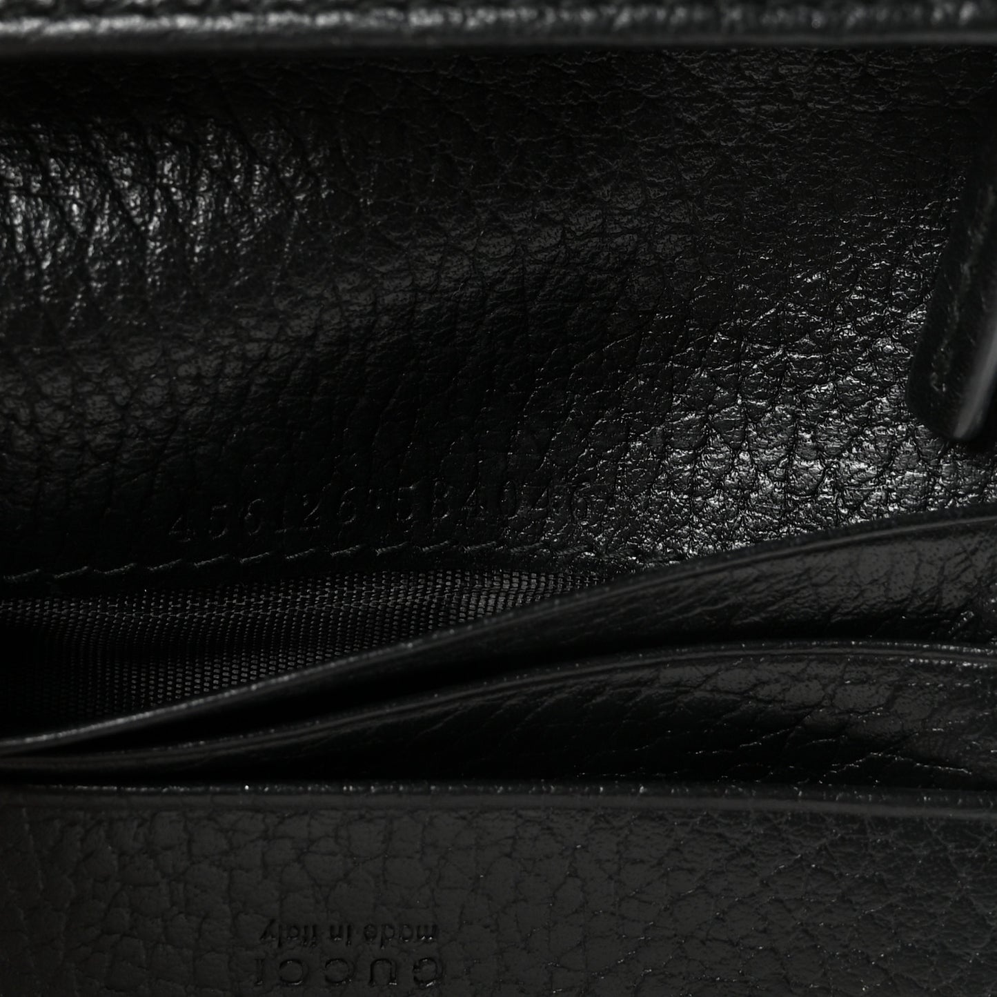 Pebbled Calfskin GG Marmont Card Case Black