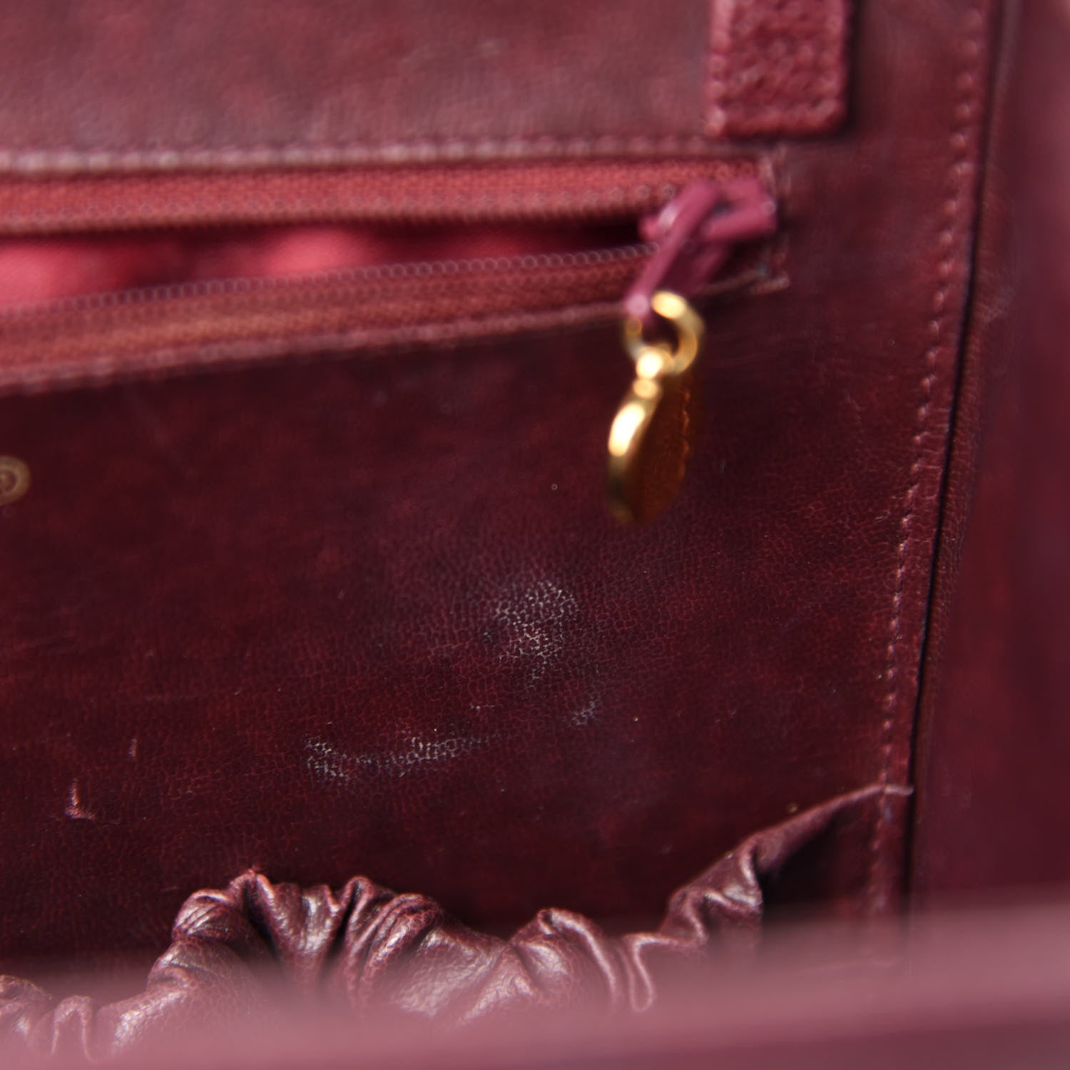 Chanel Caviar Vanity Case Burgundy 10 of 15