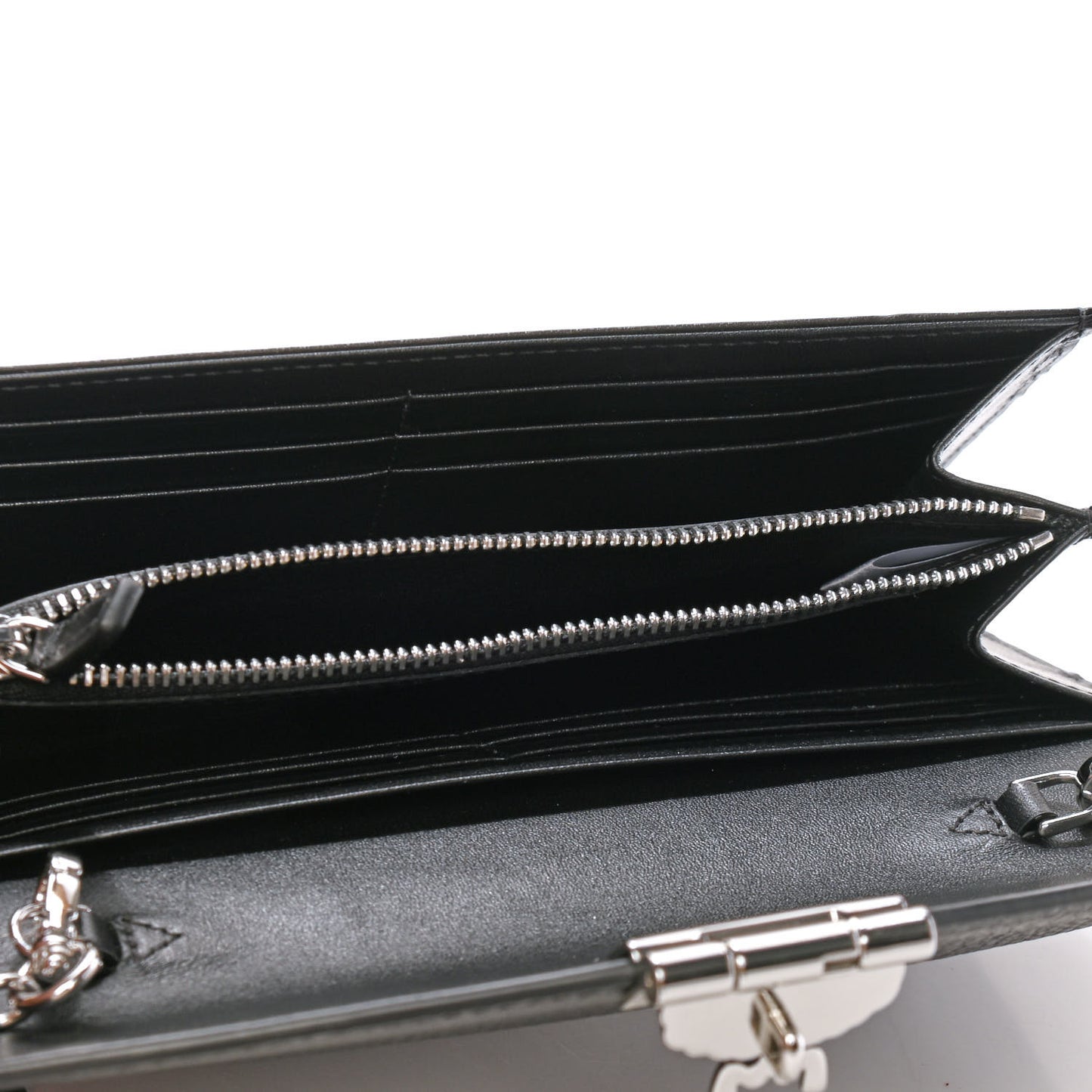 Visetos Calfskin Large Patricia Wallet On Chain Black