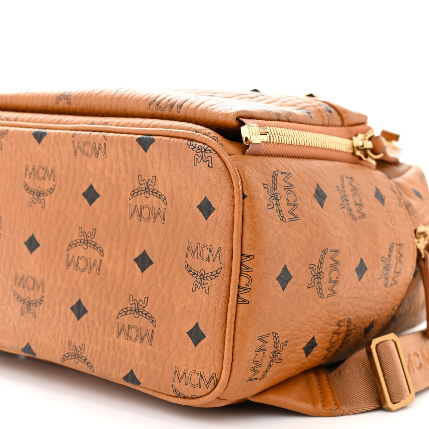 Visetos Studded Medium Dual Stark Backpack Cognac