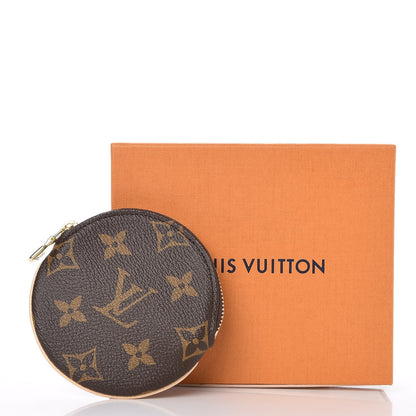 Louis Vuitton Monogram Round Coin Purse 8 of 8