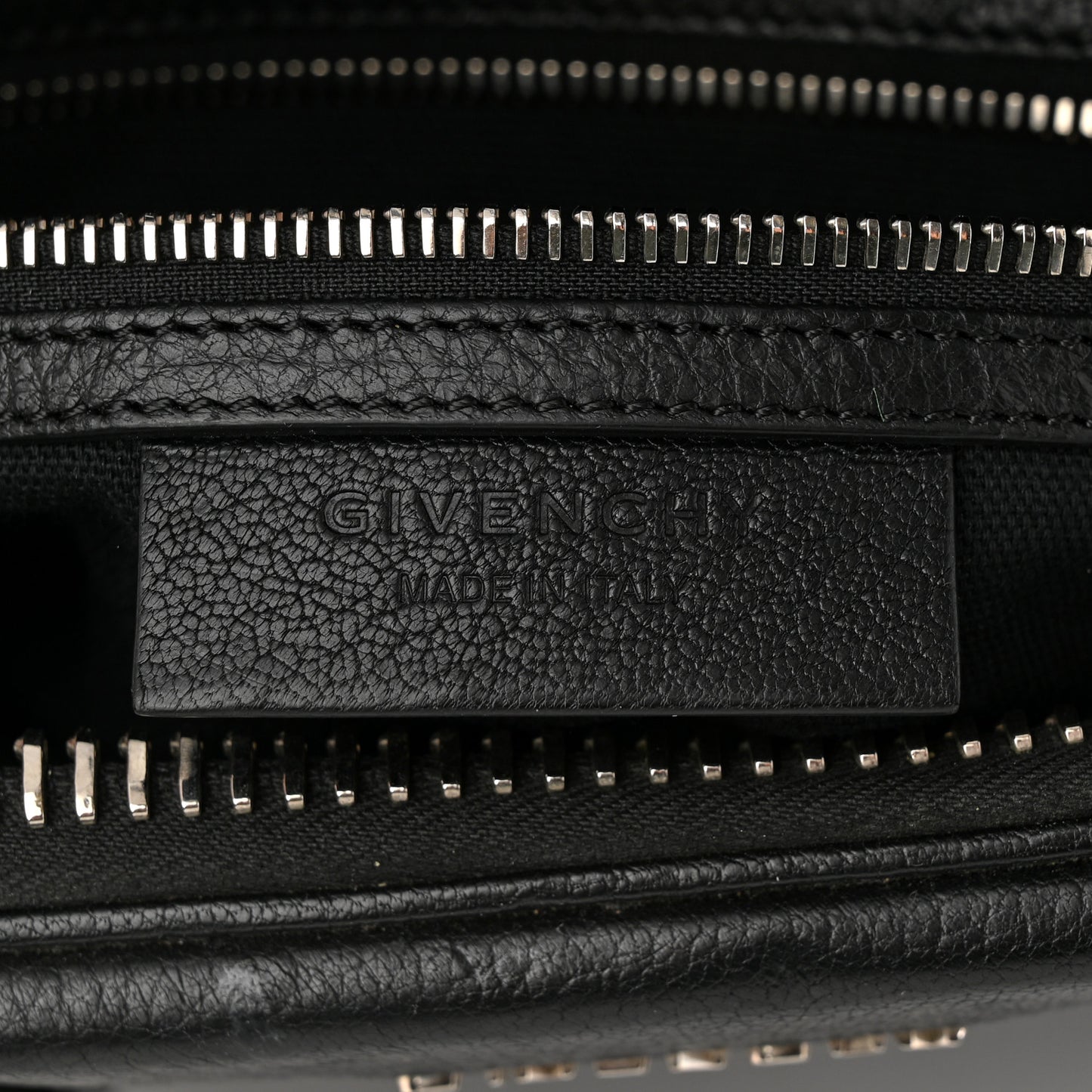 Sugar Goatskin Small Antigona Black
