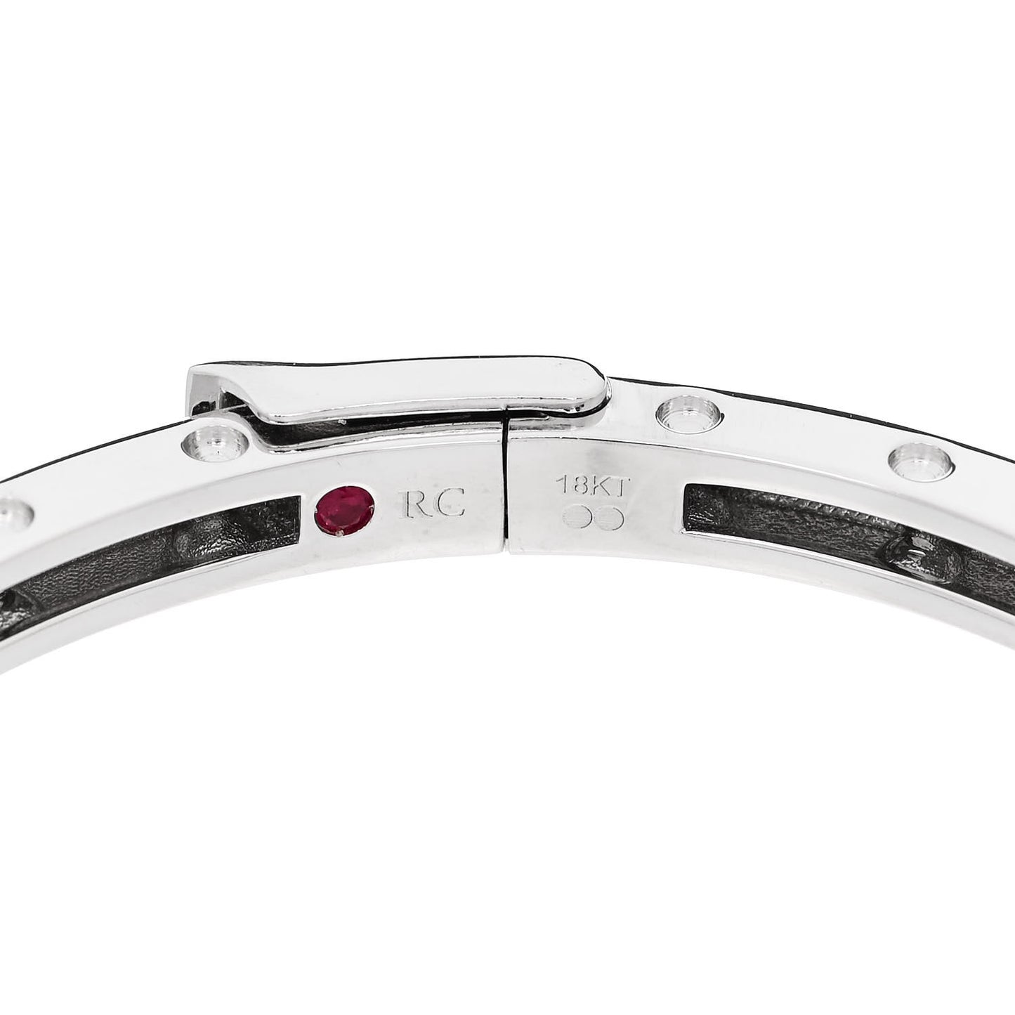 18K White Gold Symphony Pois Moi Oval Bangle Bracelet