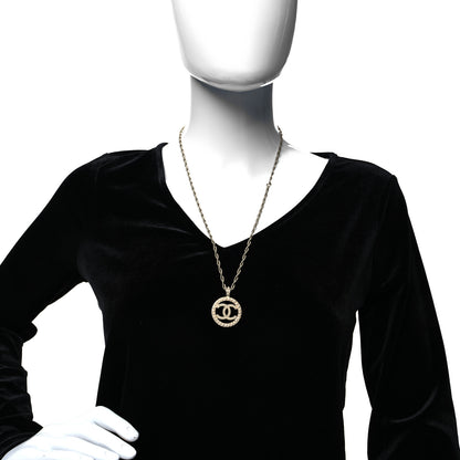 Chanel Pearl CC Round Pendant Necklace Gold 2 of 5