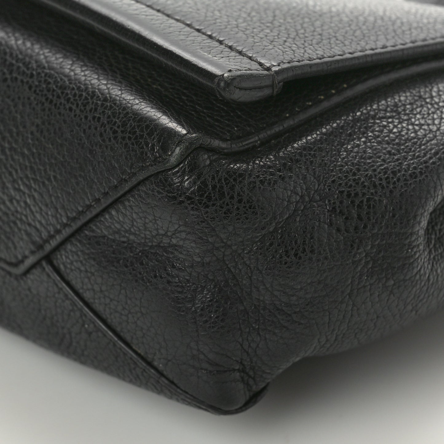Calfskin Lockme II Chain Bag BB Black