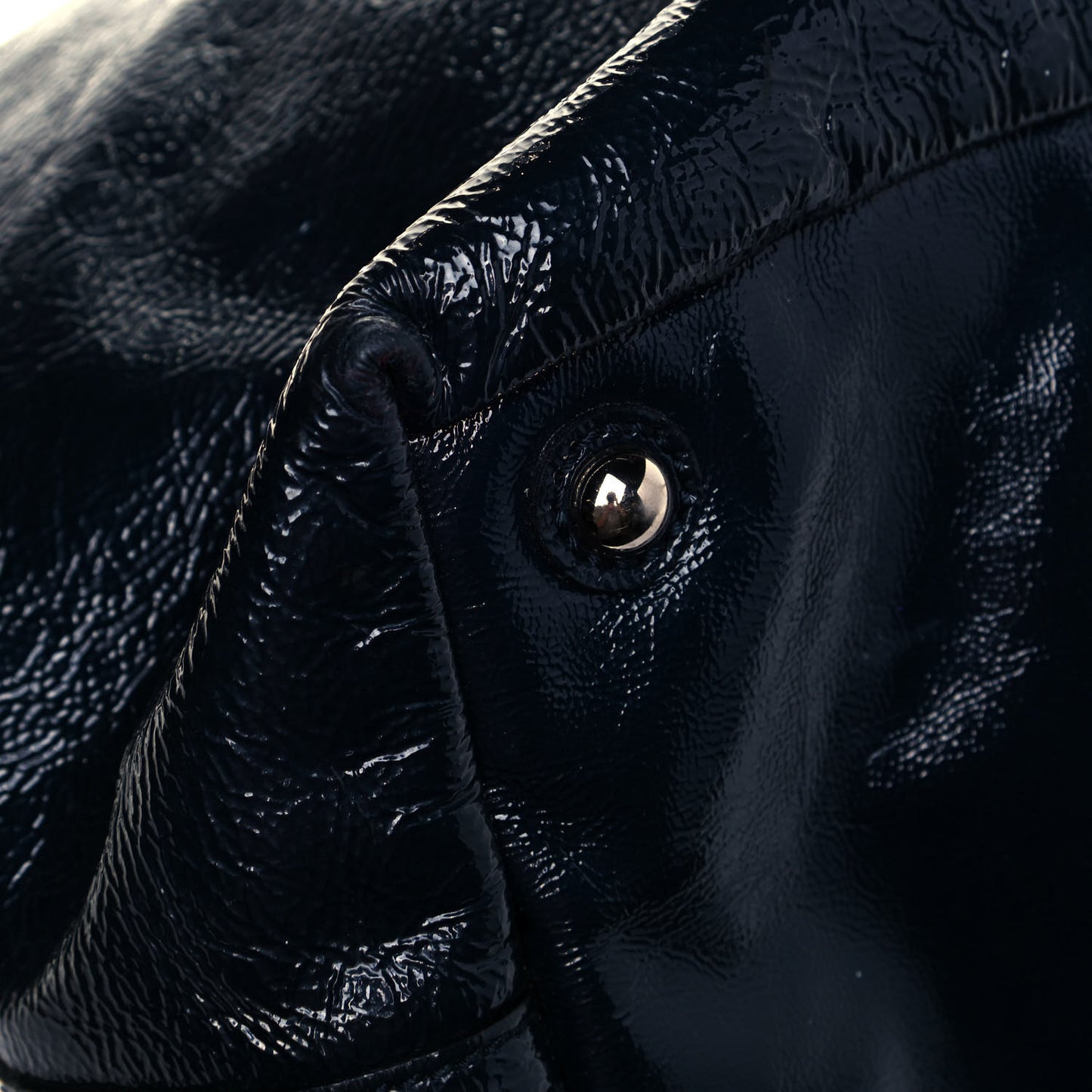 Textured Patent Medium Easy Y Bag Navy