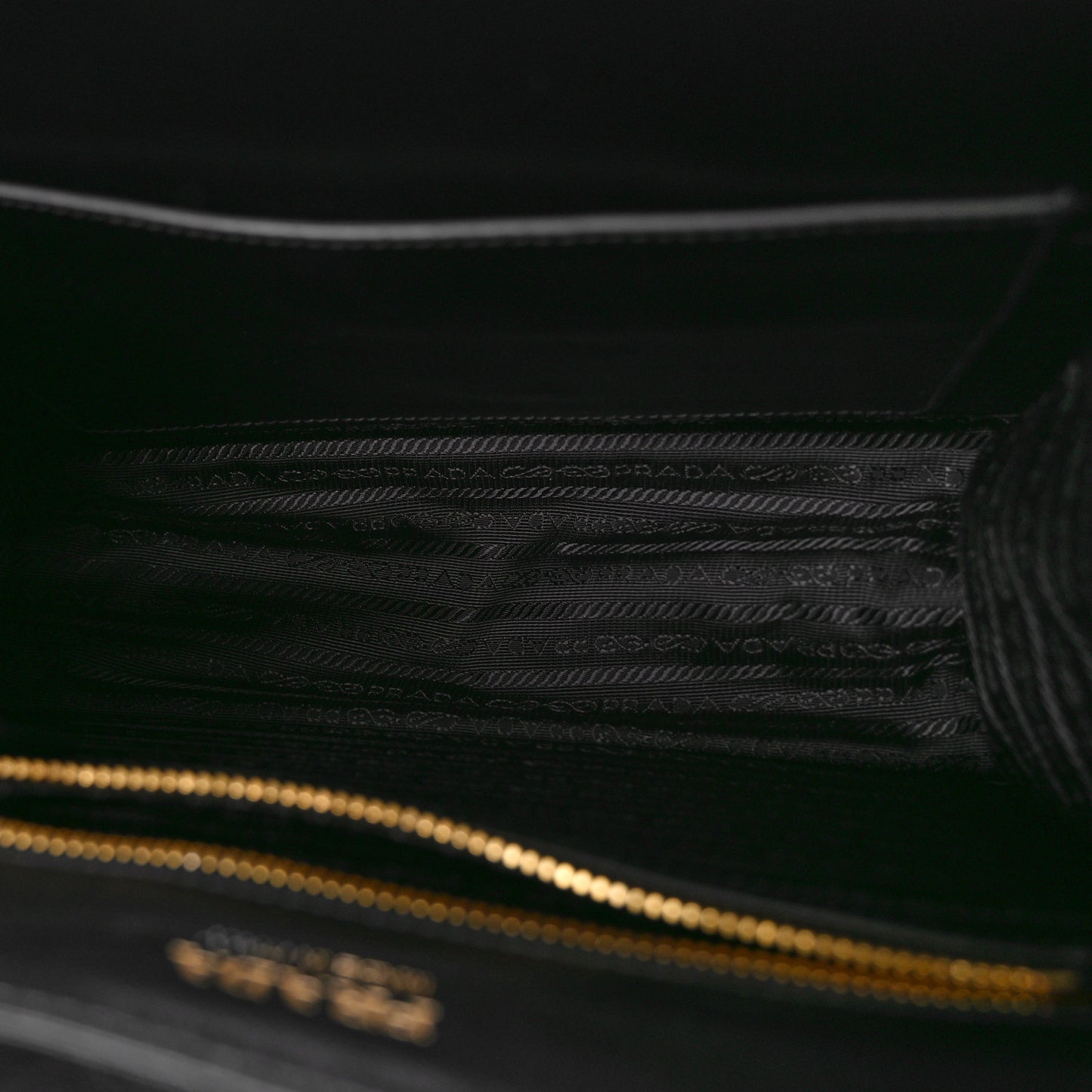 City Calfskin Saffiano Cahier Top Handle Bag Black