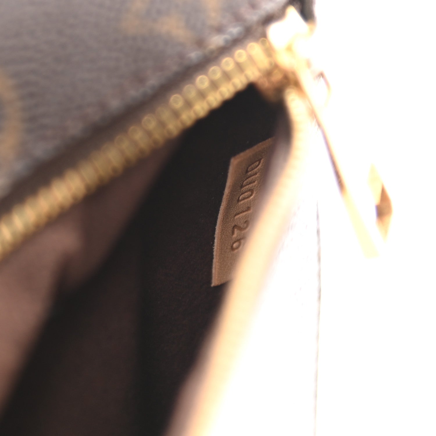 Louis Vuitton Monogram Pochette Metis 6 of 9