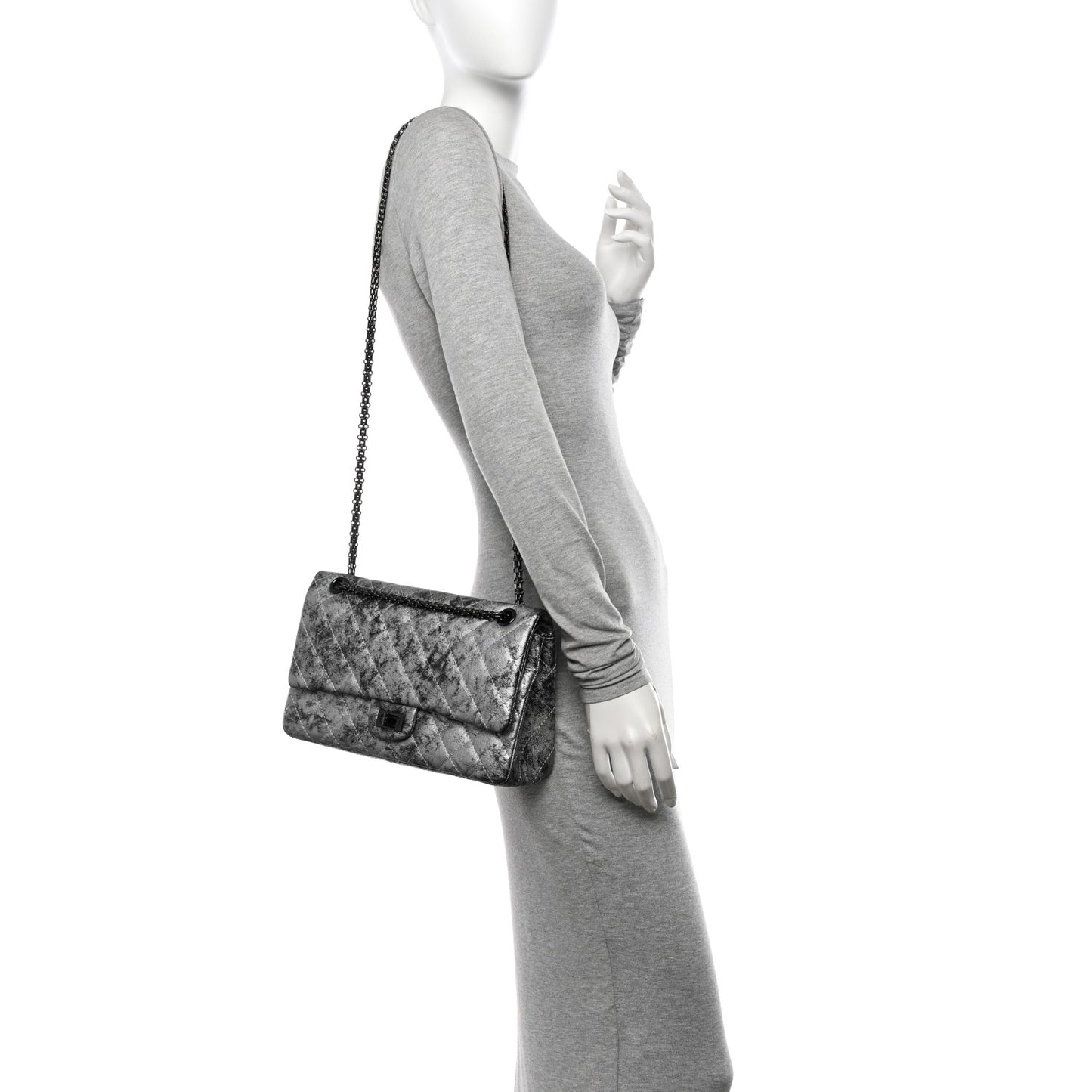 Metallic Caviar Quilted 2.55 Reissue 226 Flap Silver Black