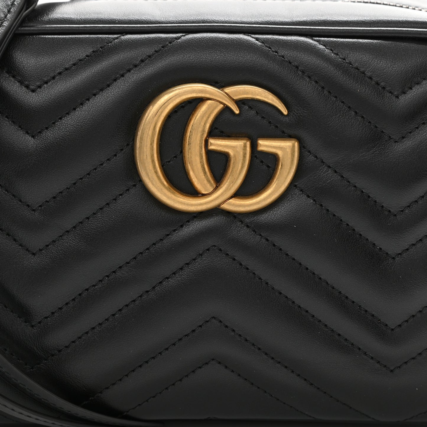 Calfskin Matelasse Small GG Marmont Chain Shoulder Bag Black