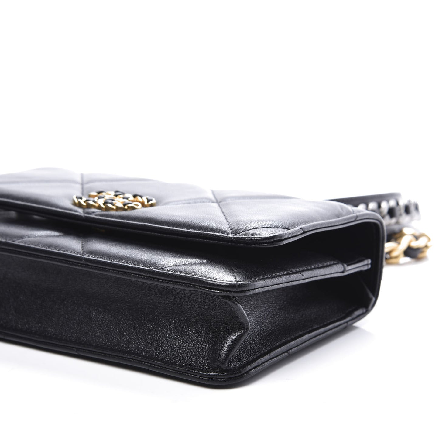 Goatskin Quilted 19 Wallet On Chain WOC Black