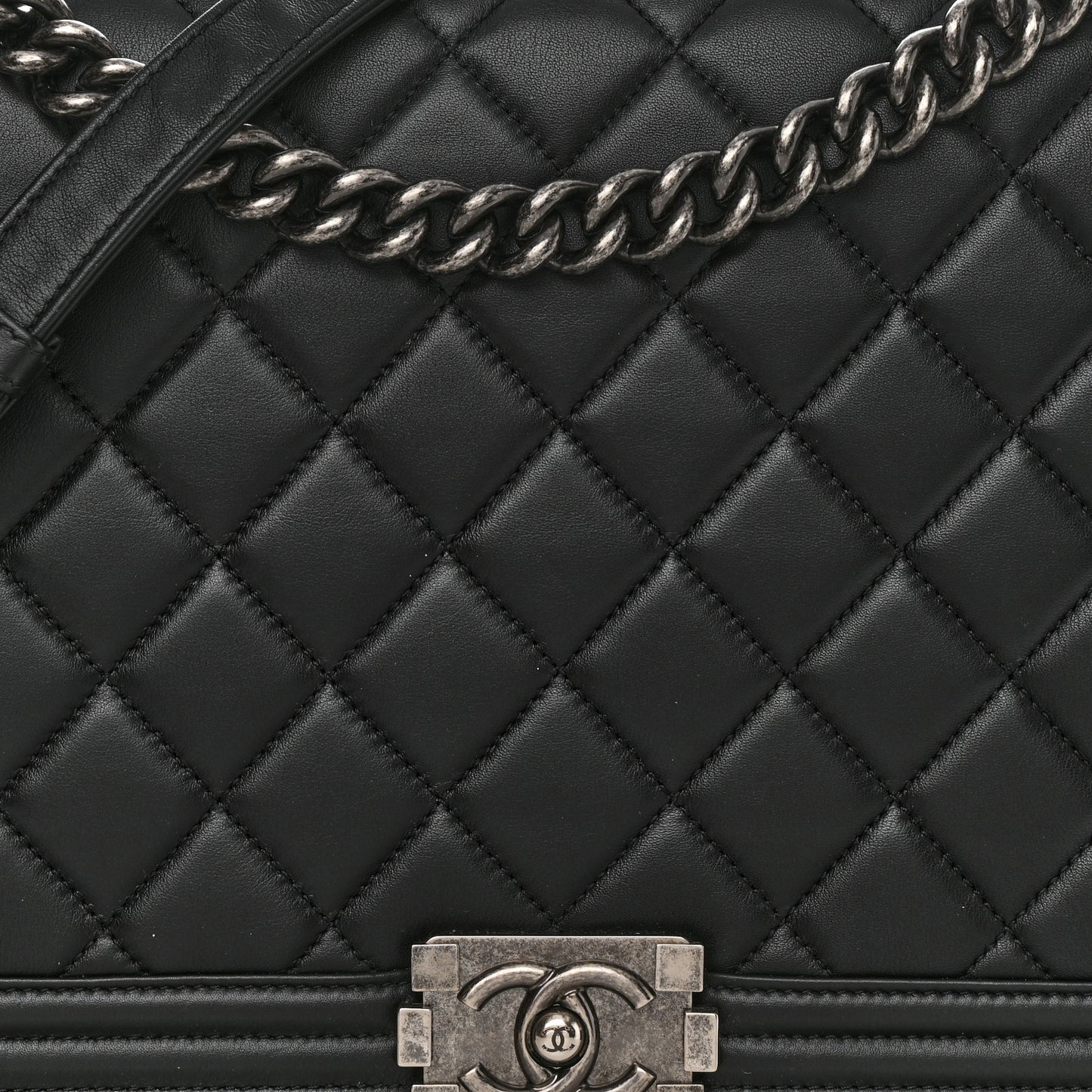 Calfskin Quilted Large Boy Flap Black