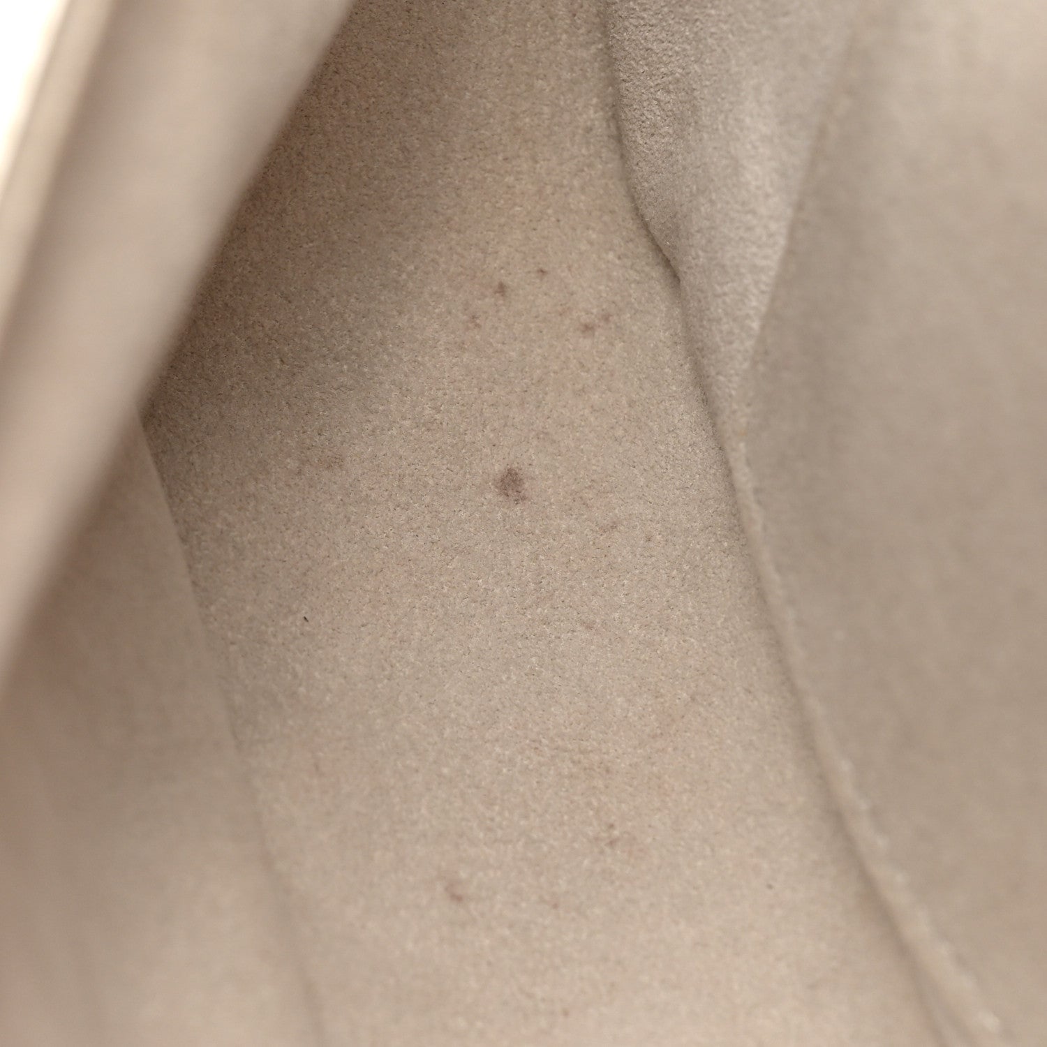 Louis Vuitton Epi Montaigne Clutch Ivory 11 of 26