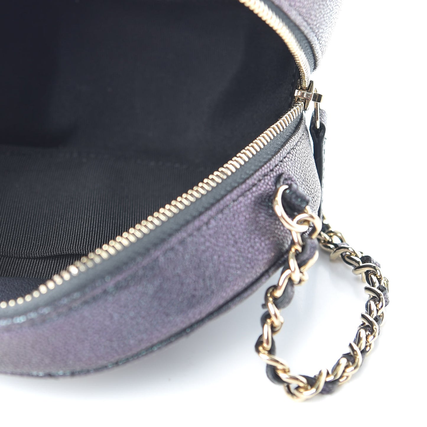 Iridescent Caviar Quilted Round Clutch With Chain Black