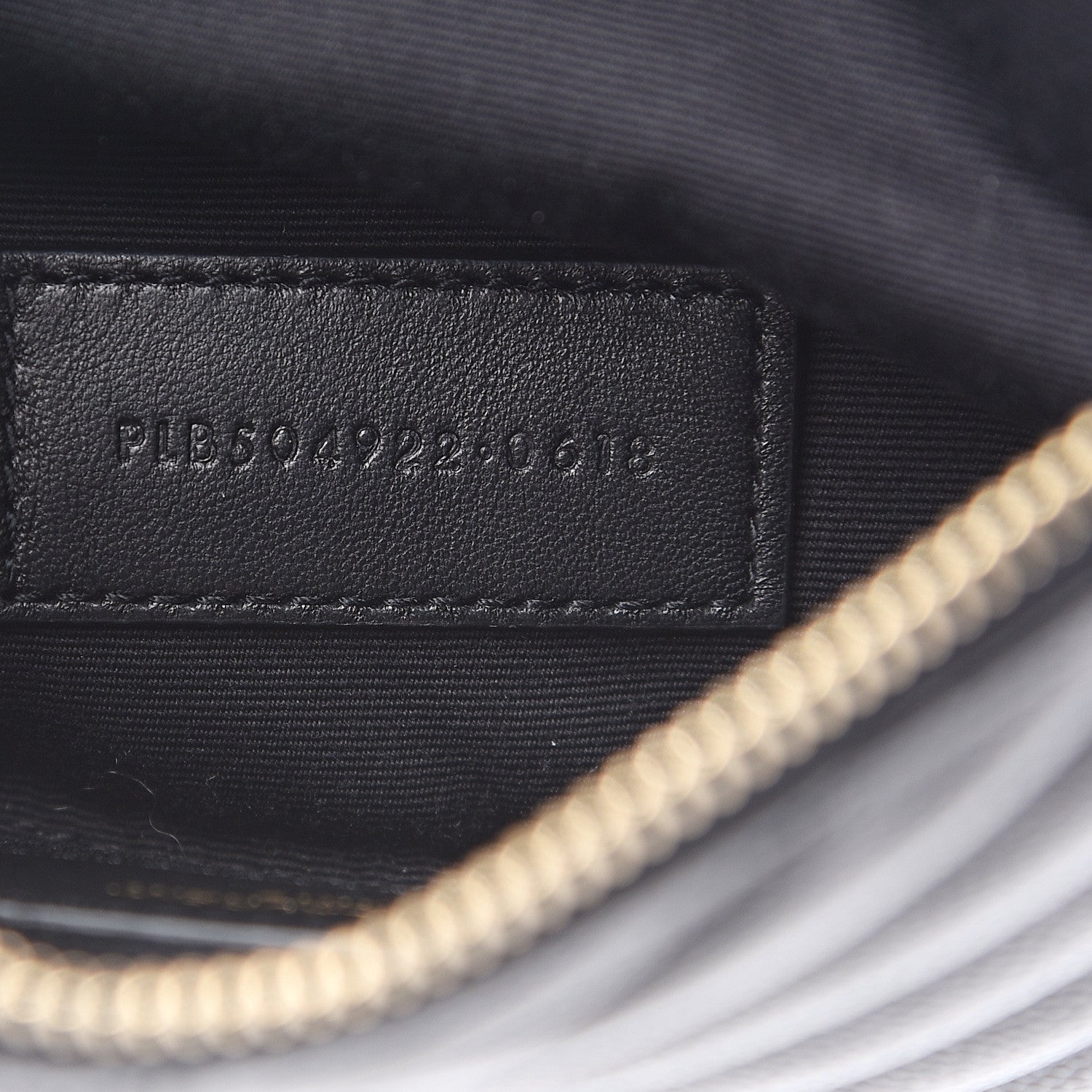 Saint Laurent Grain De Poudre Chevron Monogram Bill Pouch Black 6 of 7