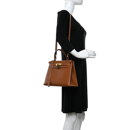 Hermes Courchevel Kelly Sellier 28 Gold 2 of 18