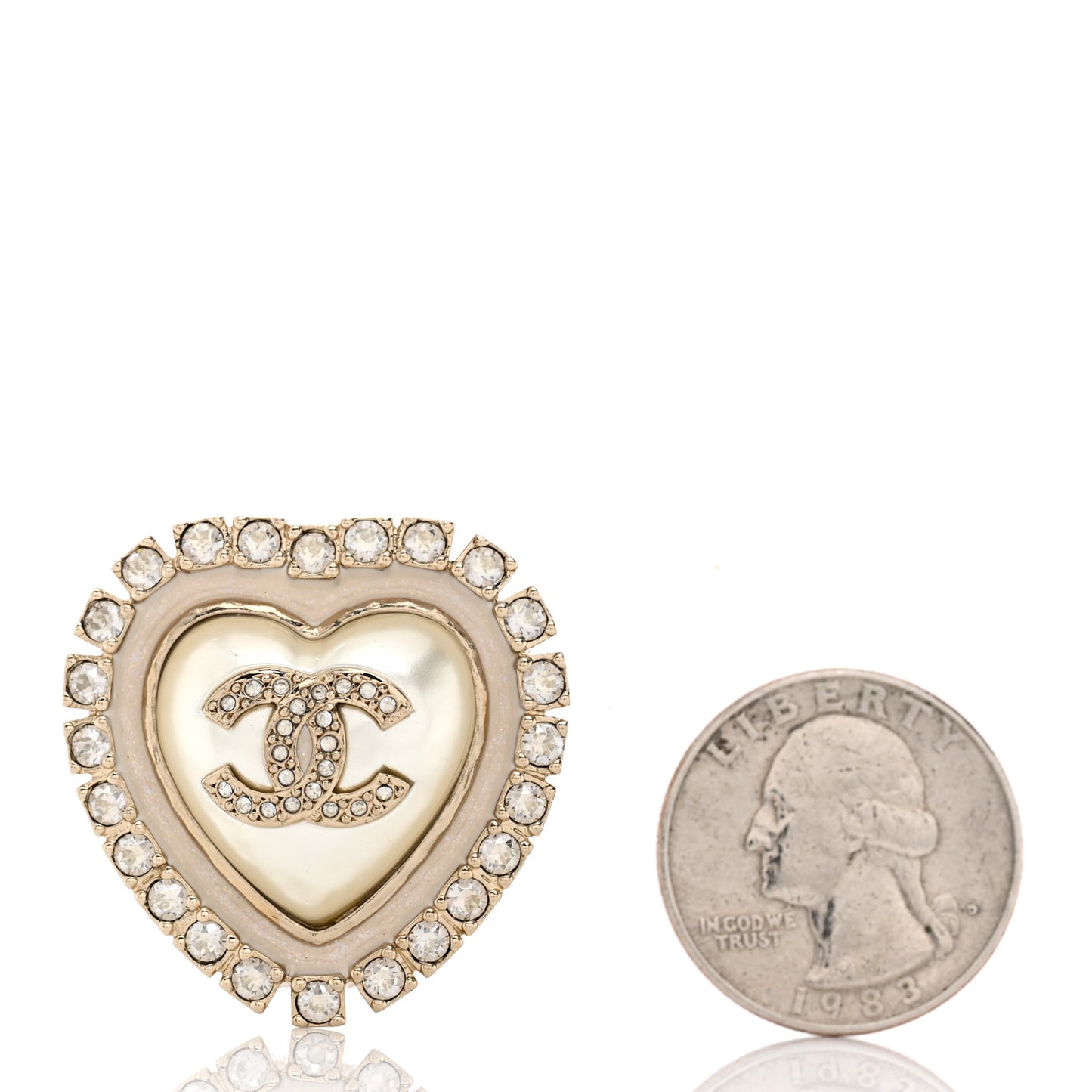 Resin Crystal CC Logo Heart Brooch Pearly White Gold