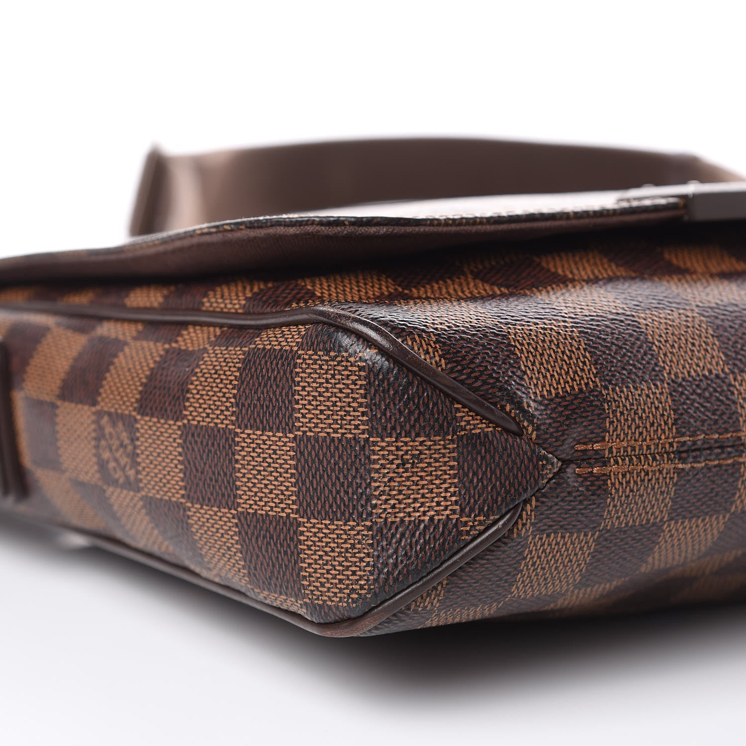 Louis Vuitton Damier Ebene District PM 8 of 13