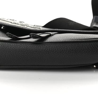 Christian Dior X SHAWN STUSSY Grained Calfskin Bee Saddle Bag Black 9 of 9