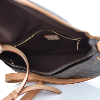 Louis Vuitton Monogram Menilmontant PM 4 of 10