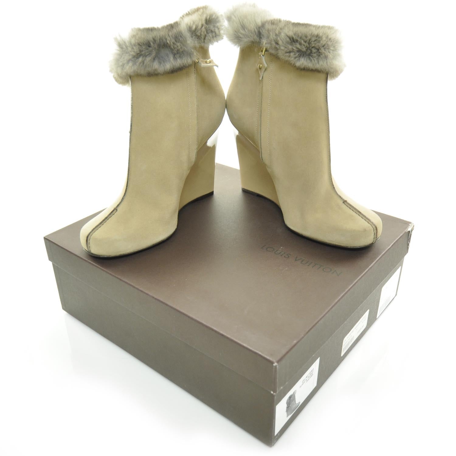 Louis Vuitton Suede Rabbit Fur Glacier Boots 39 2 of 9