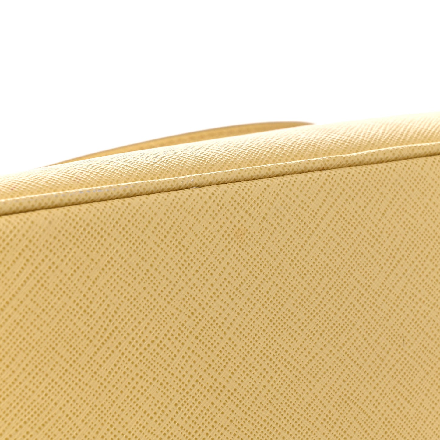 Saffiano Medium Galleria Double Zip Tote Ginestra