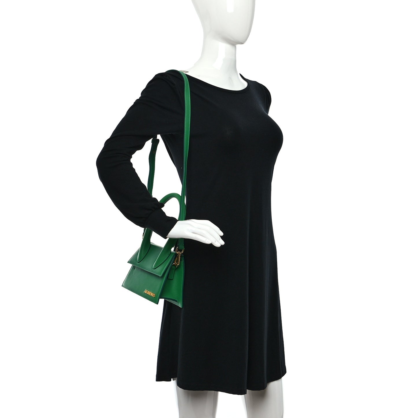 Smooth Calfskin Le Chiquito Moyen Green