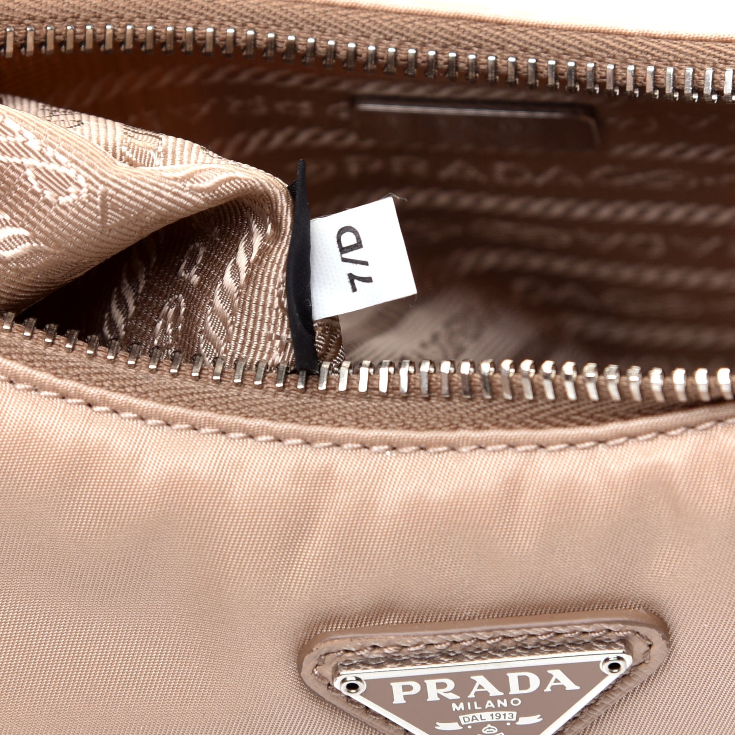 Nylon Re-Edition 2005 Shoulder Bag Cammeo
