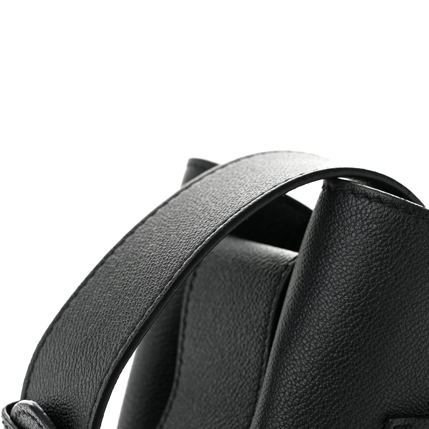 Grainy Calfskin Small Elmstone Hobo Black