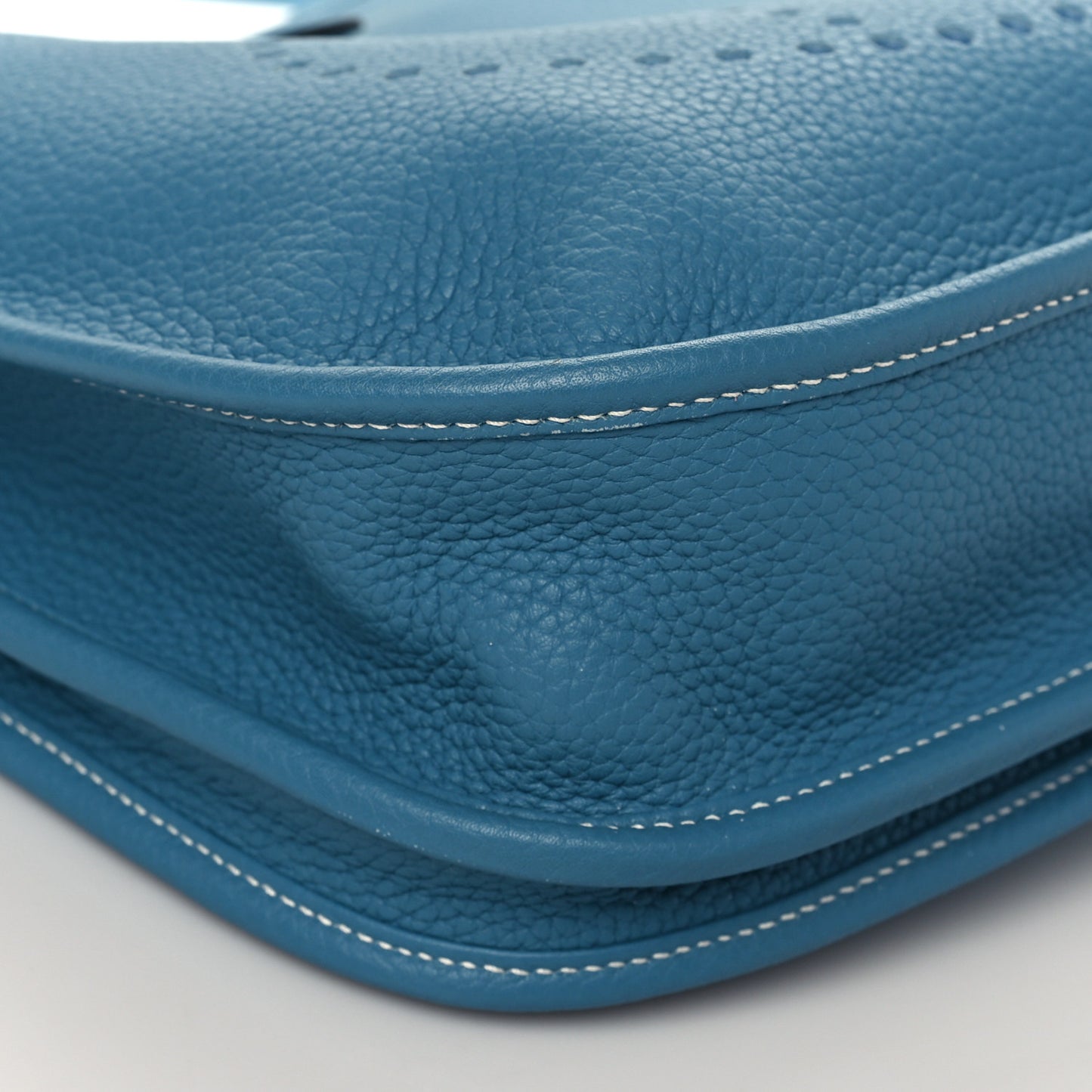 Taurillon Clemence Evelyne III PM Blue Jean
