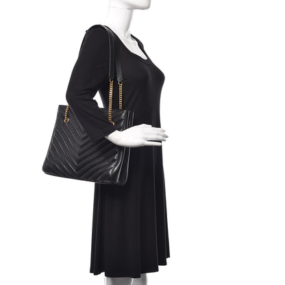 Saint Laurent Grain De Poudre Matelasse Chevron Medium Tribeca Shopping Bag Black 2 of 12