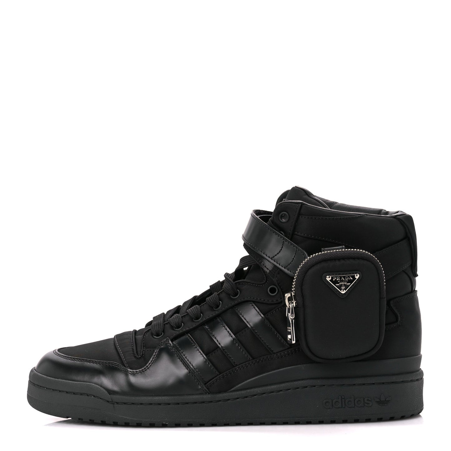 X ADIDAS Re-Nylon Gabardine Metal Triangle Logo Mens Wheel Pouch Pocket High Top Sneakers 12.5 Black