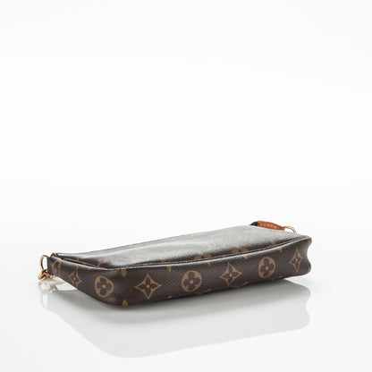 Louis Vuitton Monogram Pochette Accessories 4 of 7