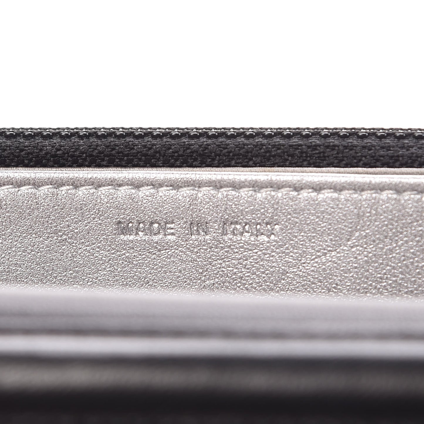 Lambskin Camellia Embossed Wallet On Chain WOC Black