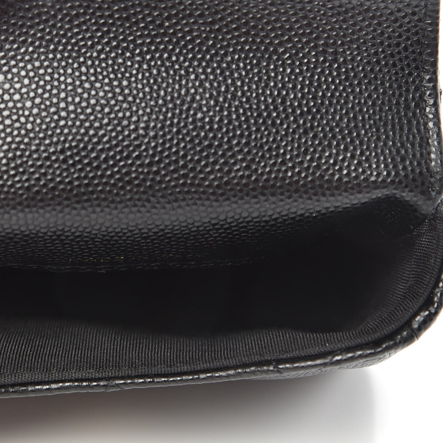Caviar Quilted Pearl Card Holder On Chain Black