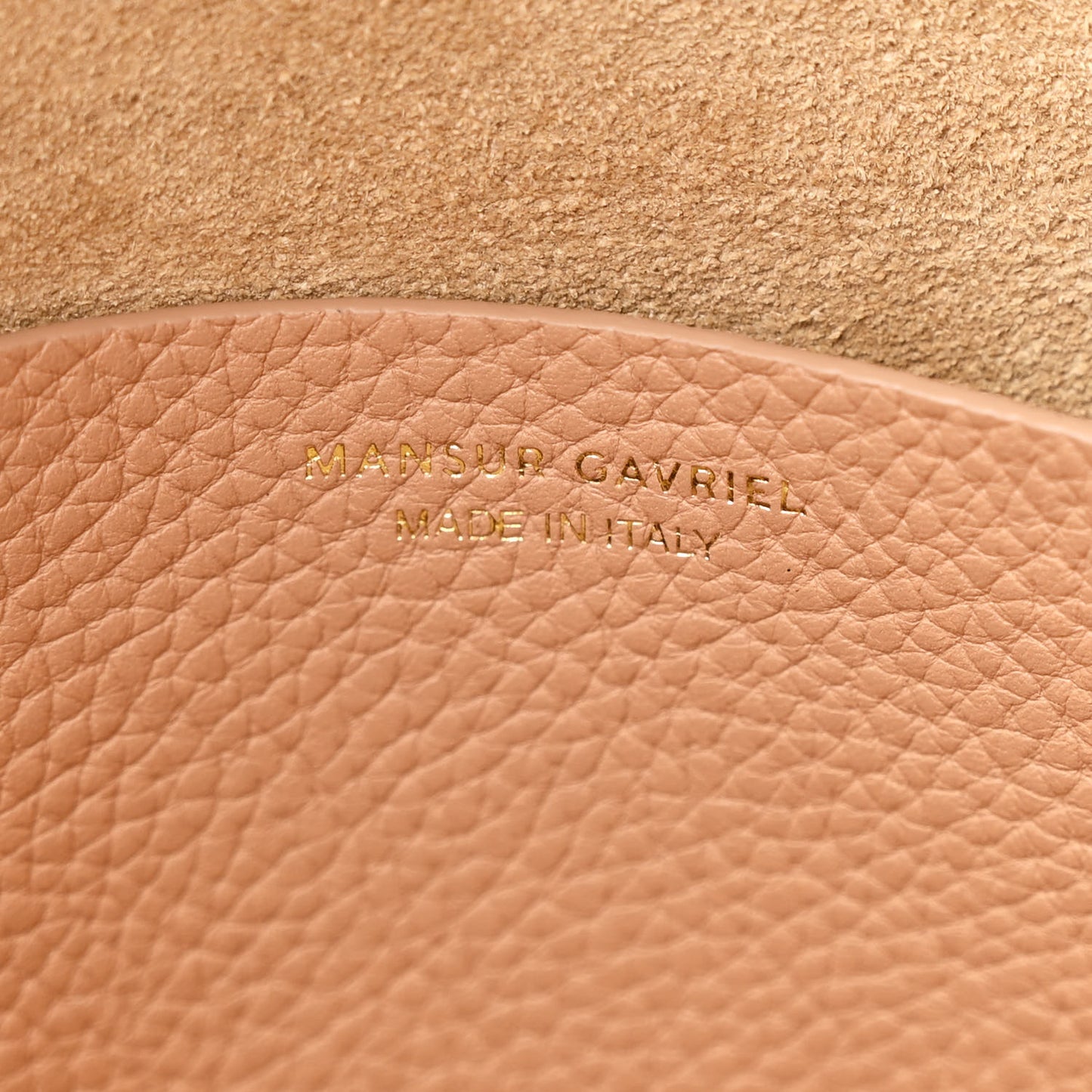 Pebbled Calfskin Everyday Zip Tote Nocci