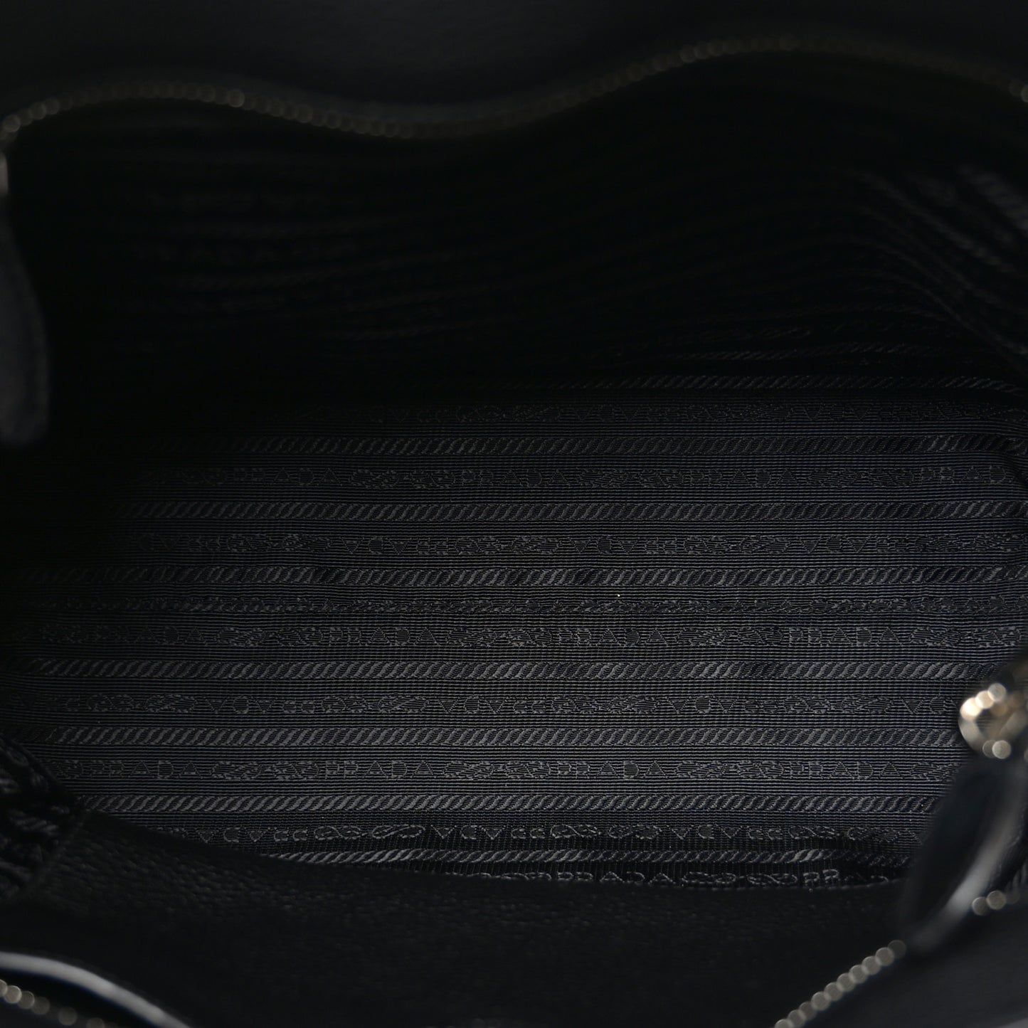 Vitello Phenix Tote Black