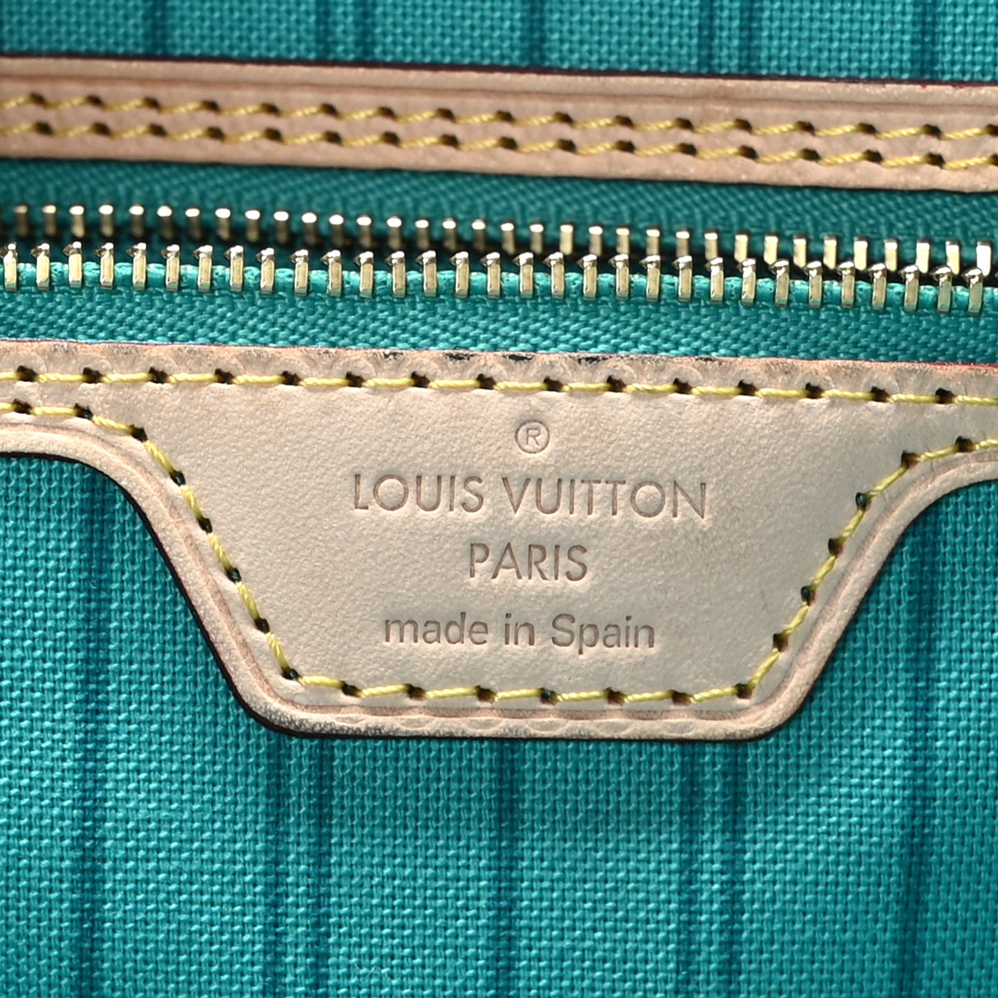 Monogram V Neverfull MM Turquoise