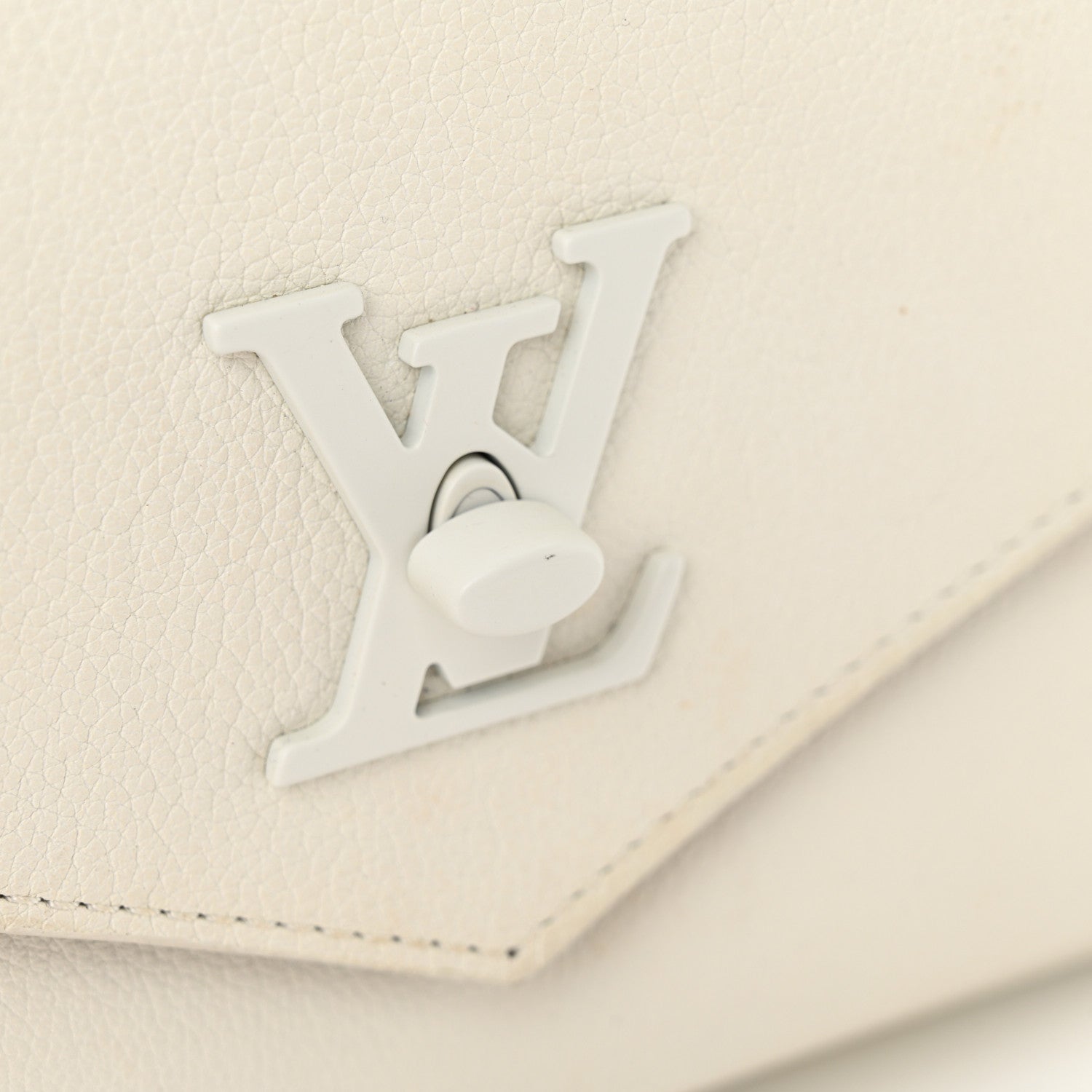 Louis Vuitton LOUIS VUITTON Soft Calfskin Mylockme Chain Bag BB White 11 of 11