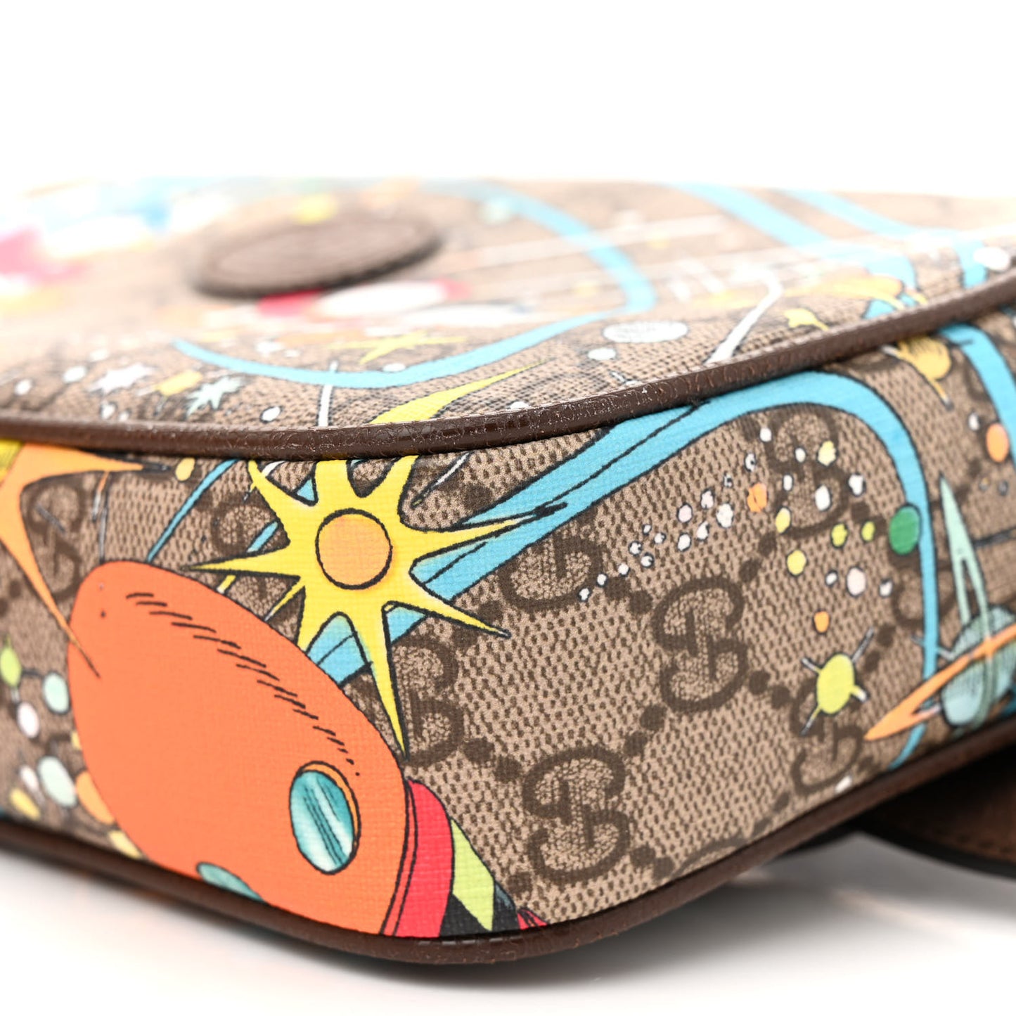 X DISNEY GG Supreme Monogram Donald Duck Small Interlocking G Belt Bag 90 36 Beige Multicolor New Acero