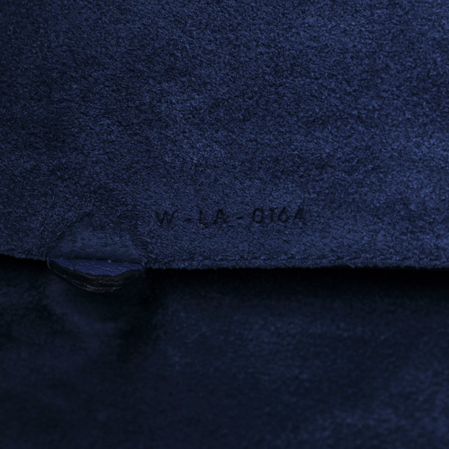 Soft Grained Calfskin Medium Belt Cabas Phantom Indigo
