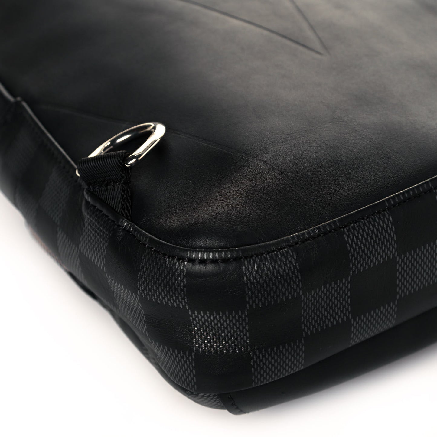 Damier Infini Avenue Sling Bag Onyx Silver