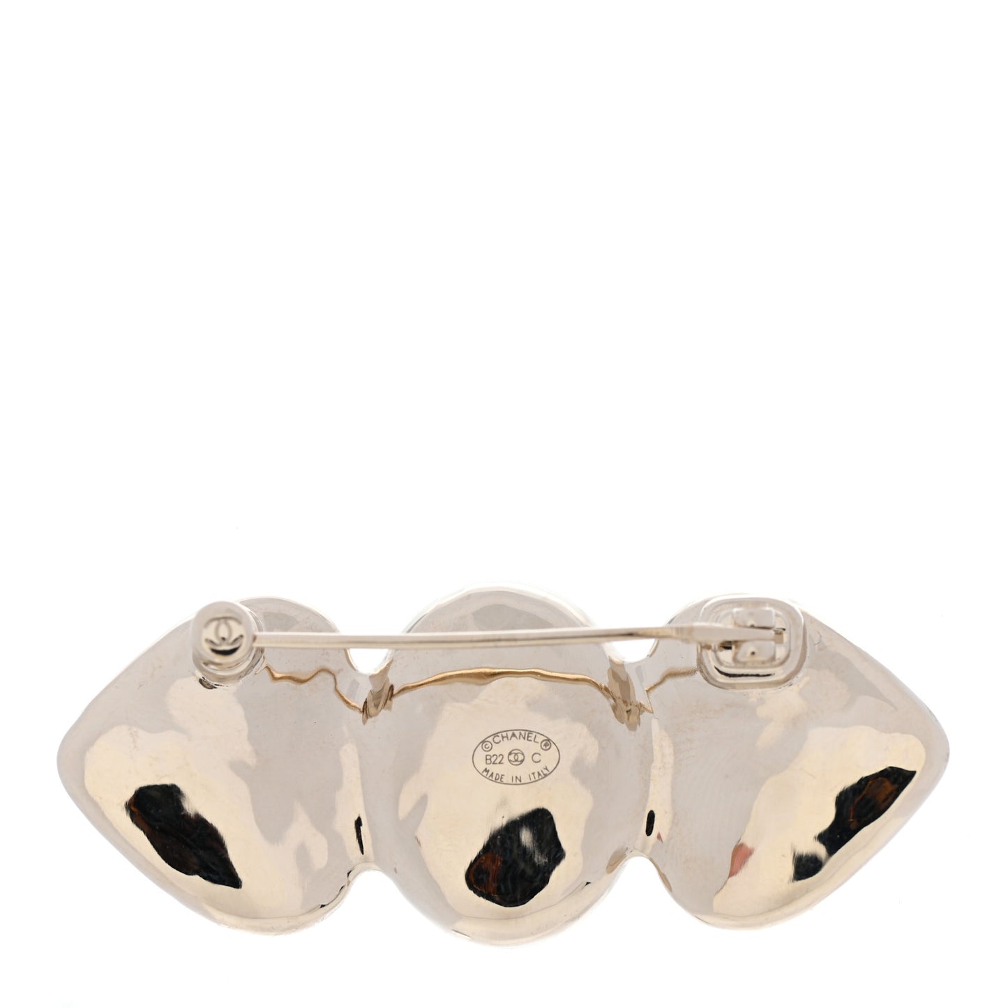 Pearl CC Heart Brooch Pearly White Gold Black