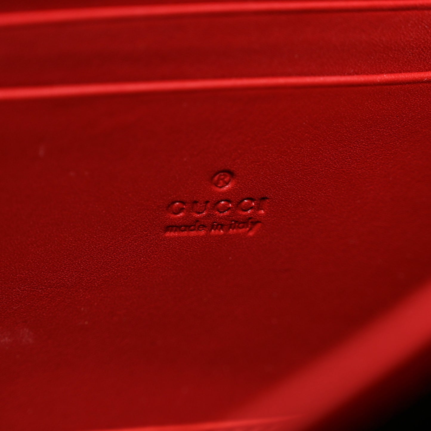 Calfskin Matelasse GG Marmont Chain Wallet Hibiscus Red