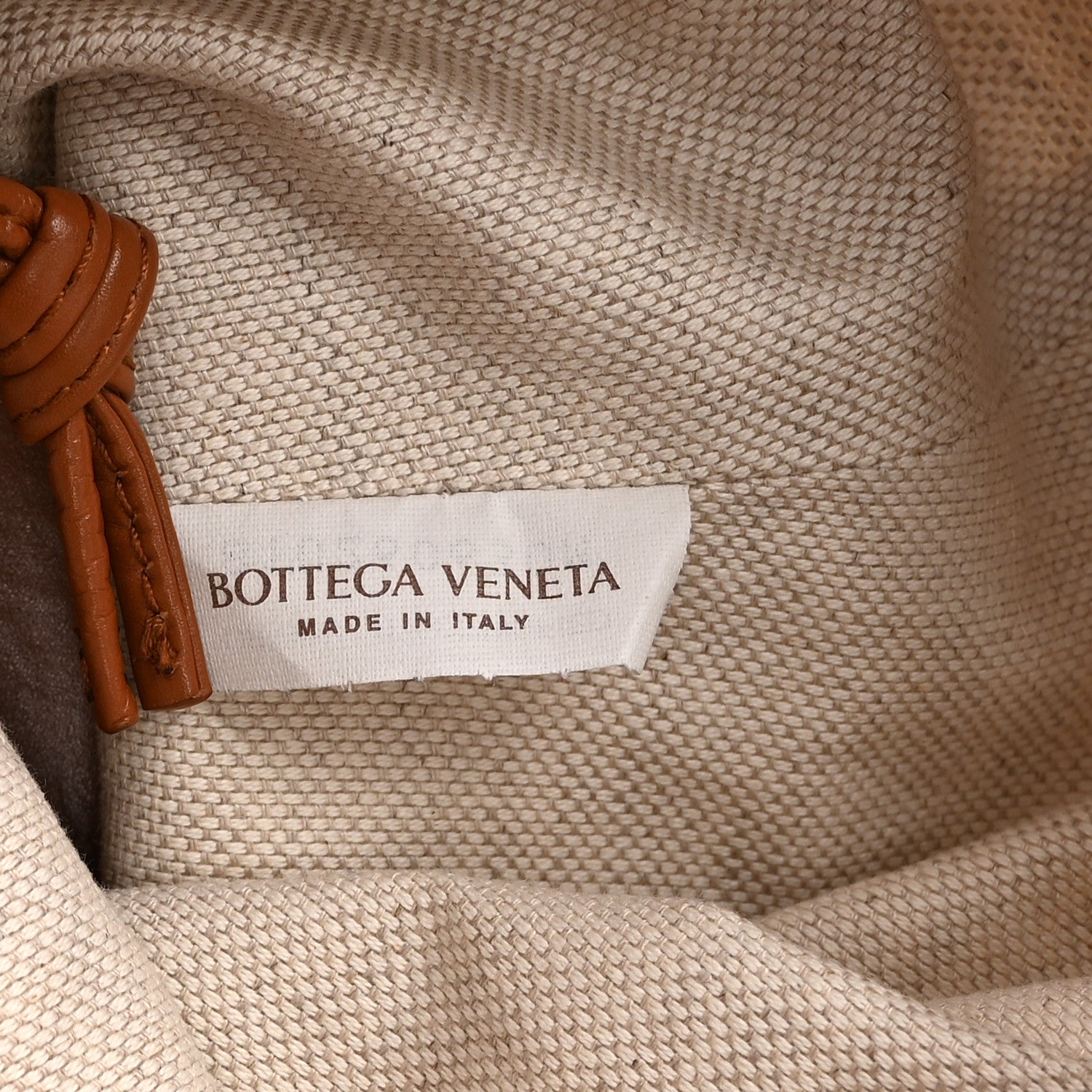 Bottega Veneta Calfskin Intrecciato Small Foulard Kalimero Bucket Bag Wood 8 of 12