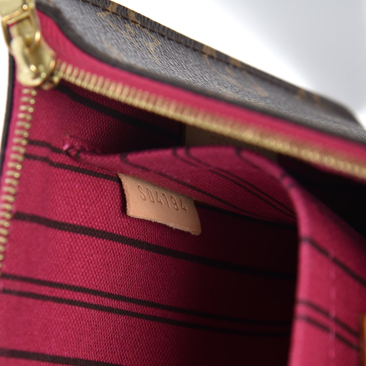 Louis Vuitton Monogram Neverfull MM GM Pochette Pivoine 8 of 10
