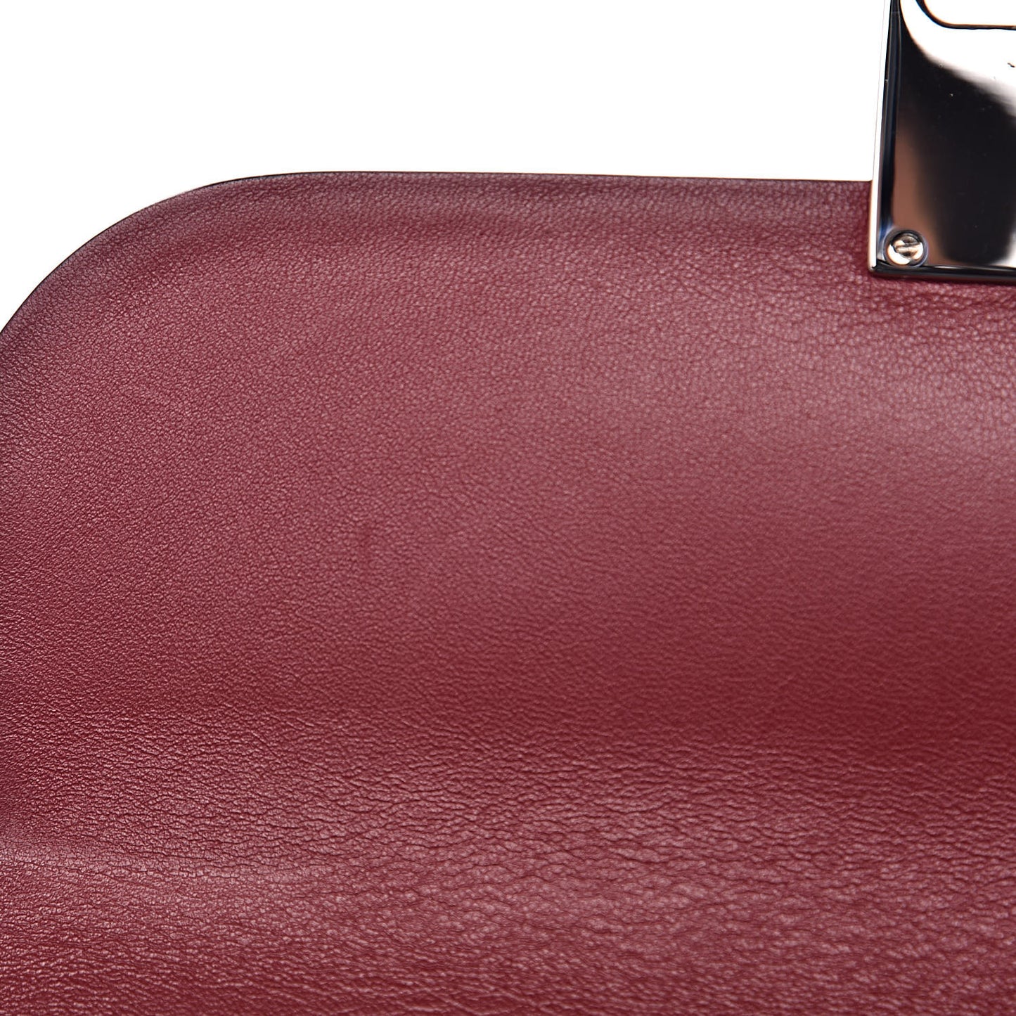 Vitello Loveblade Embellished Chain Flap Bag Rubino