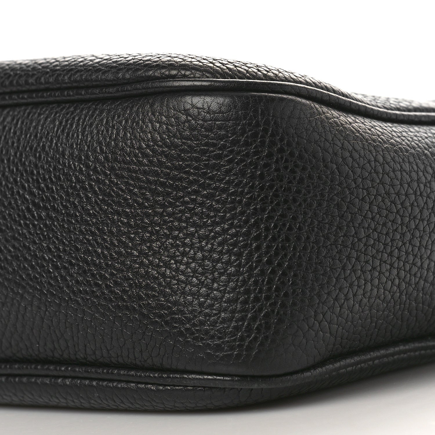 Gucci Pebbled Calfskin Small Soho Disco Bag Black 9 of 13